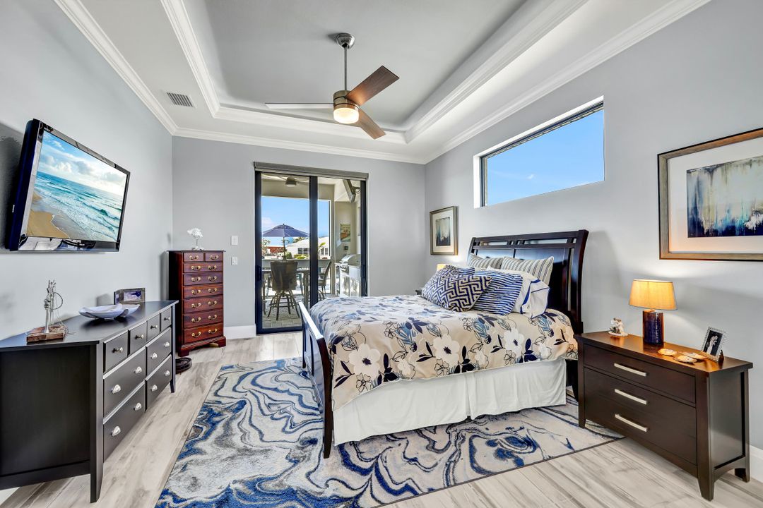 214 NW 32nd Pl, Cape Coral, FL 33993