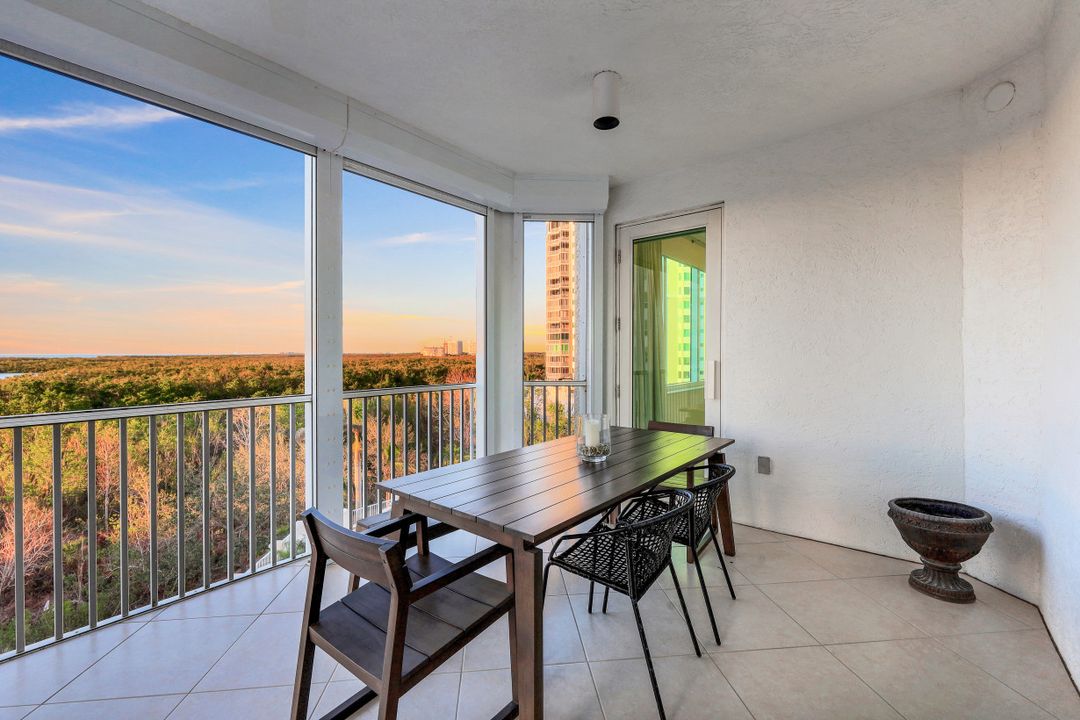 275 Indies Way #601, Naples, FL 34110