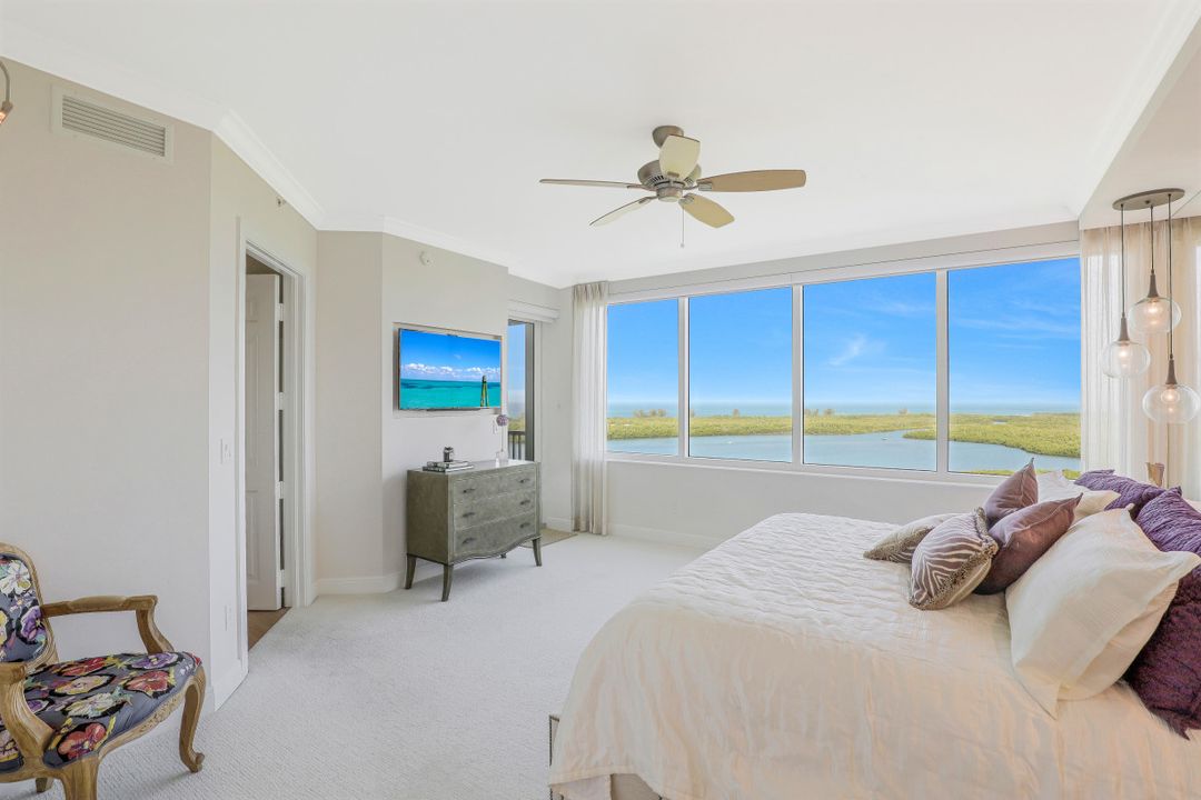 275 Indies Way #1501, Naples, FL 34110