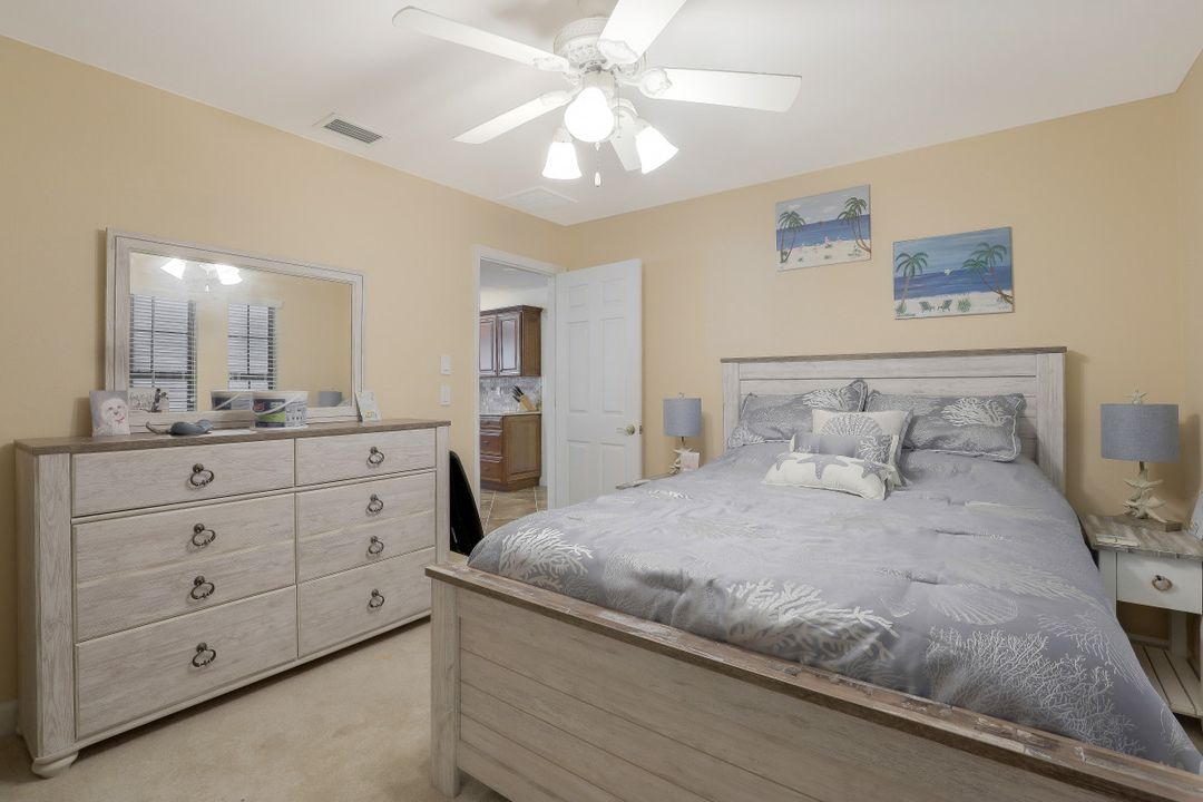 1427 SW 53rd Terrace, Cape Coral, FL 33914