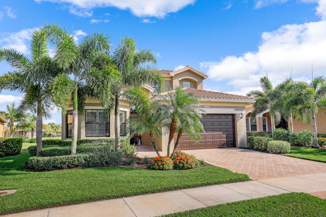 11520 Stonecreek Cir, Fort Myers, FL 33913