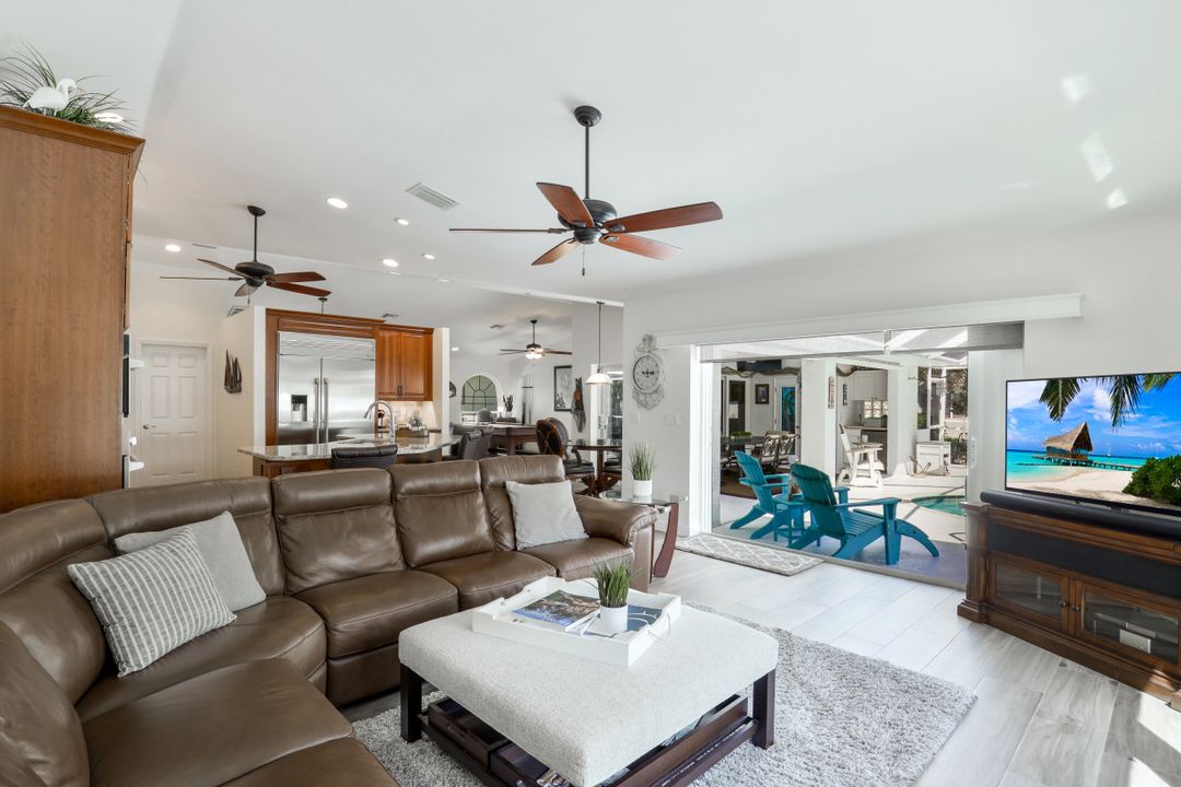 2356 Coral Point Dr, Cape Coral, FL 33990