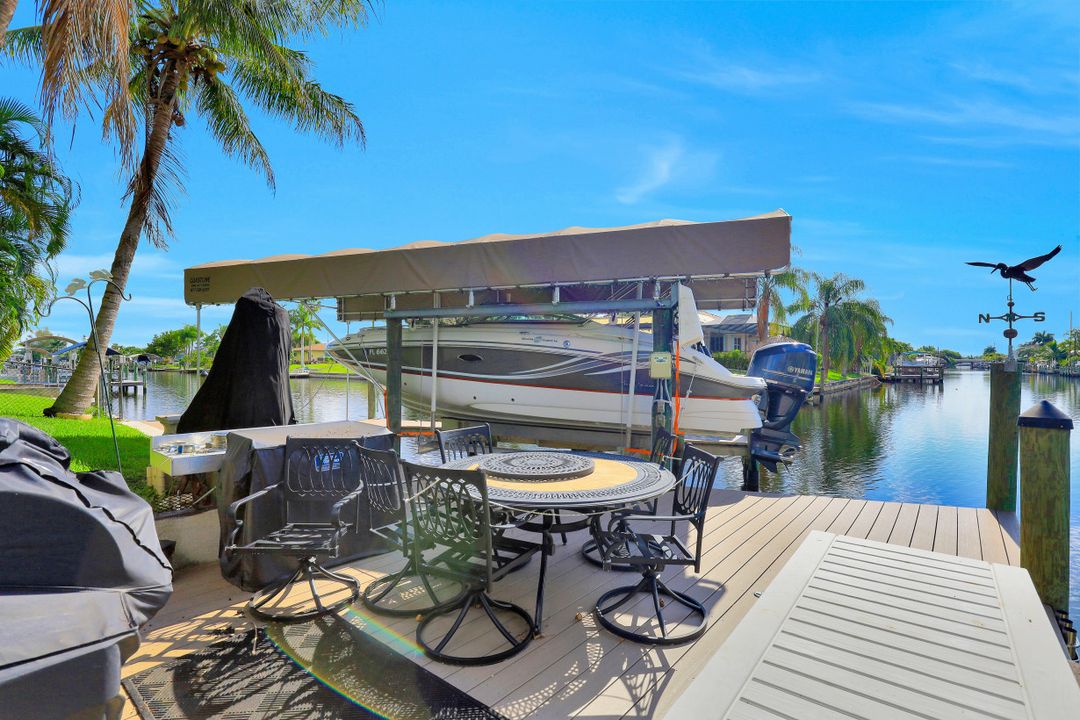 3817 SW 2nd Ave, Cape Coral, FL 33914