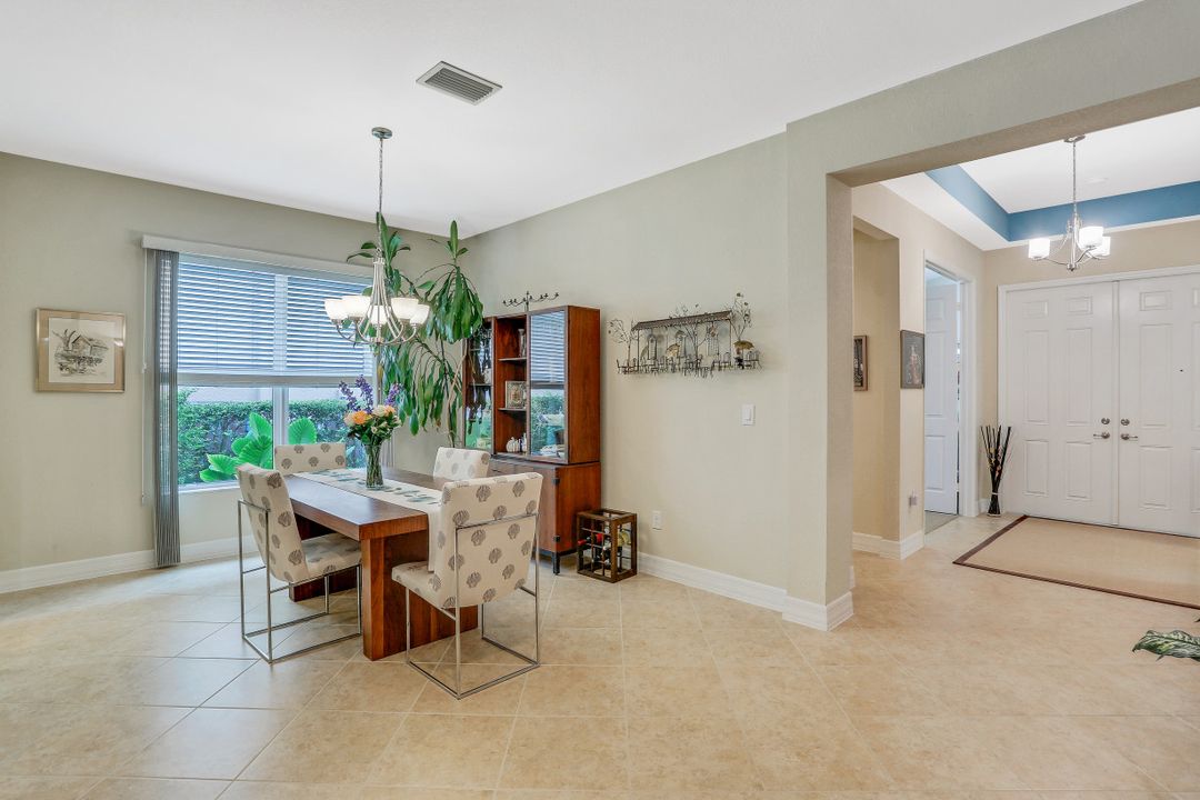 11222 Yellow Poplar Dr, Fort Myers, FL 33913