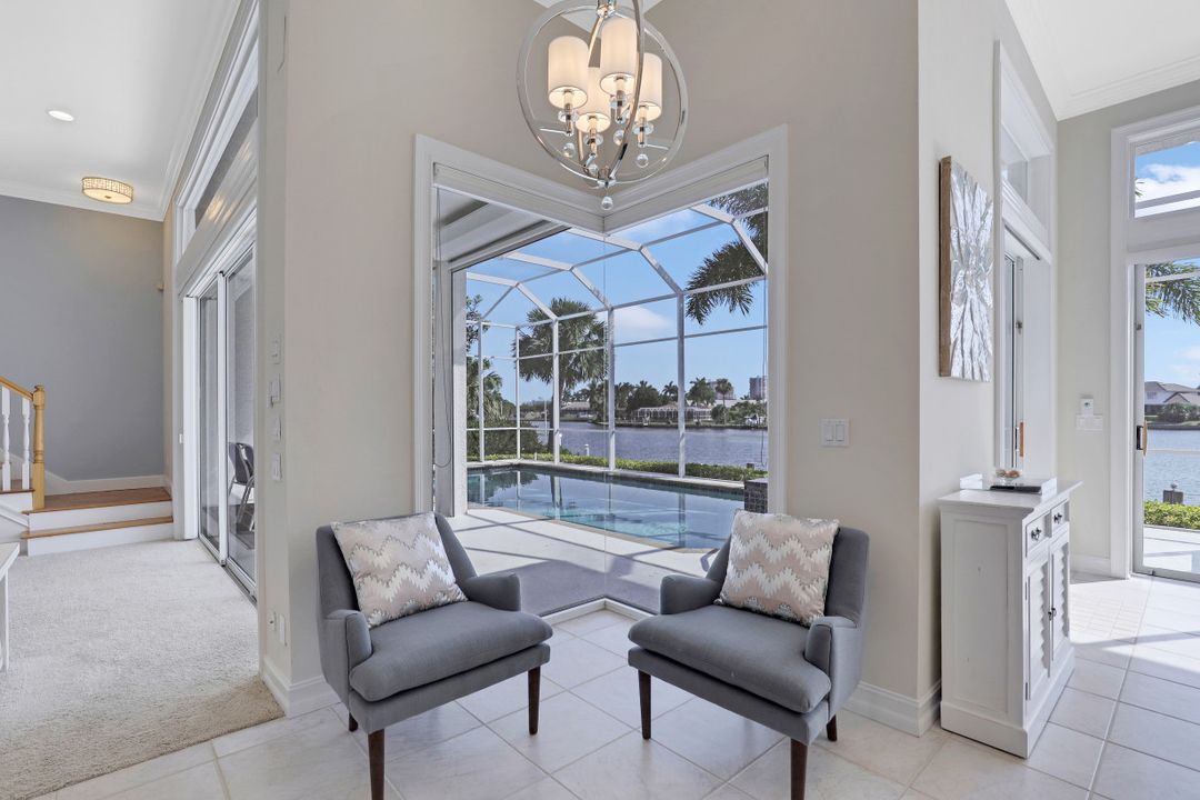 110 Copperfield Ct, Marco Island, FL 34145