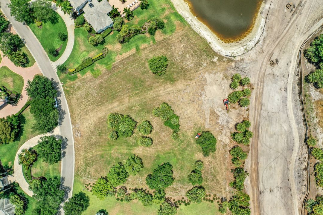 11429 Golden Eagle Ct, Naples, FL 34120