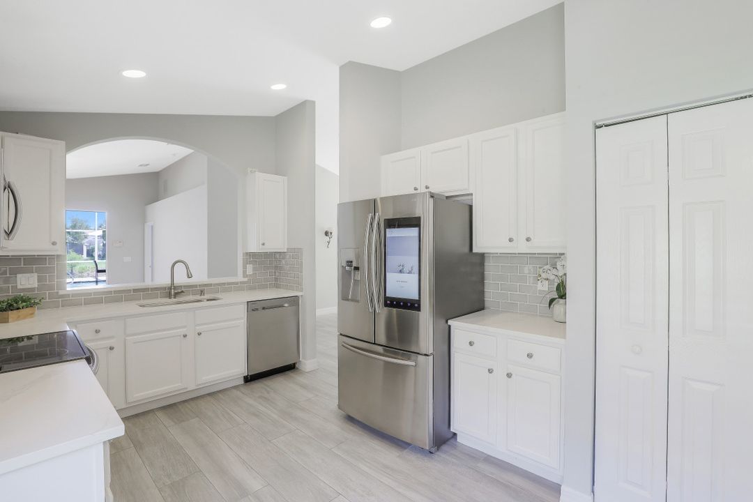 1622 Triangle Palm Terrace, Naples, FL 34119