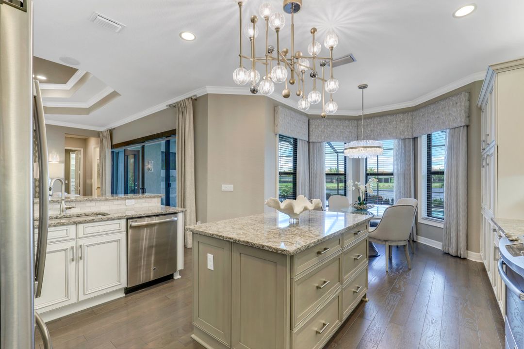 4383 Caldera Cir, Naples, FL 34119