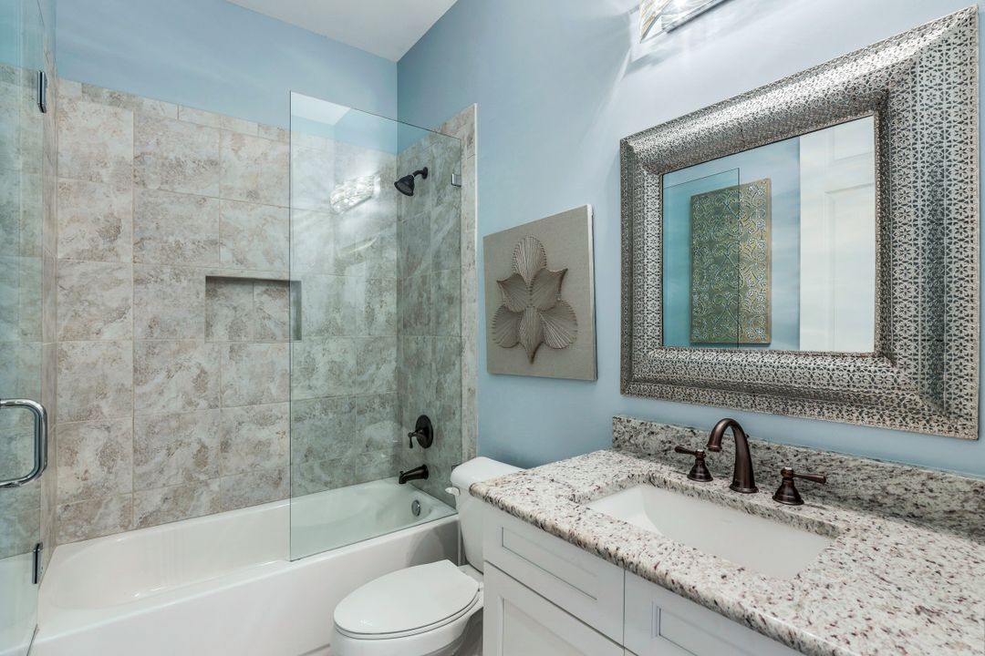 2827 Thunder Bay Circle, Naples, FL 34119