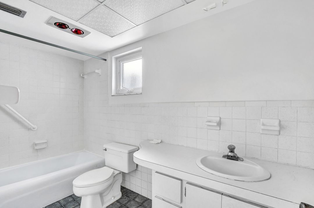 1359 Waikiki Ct, Marco Island, FL 34145