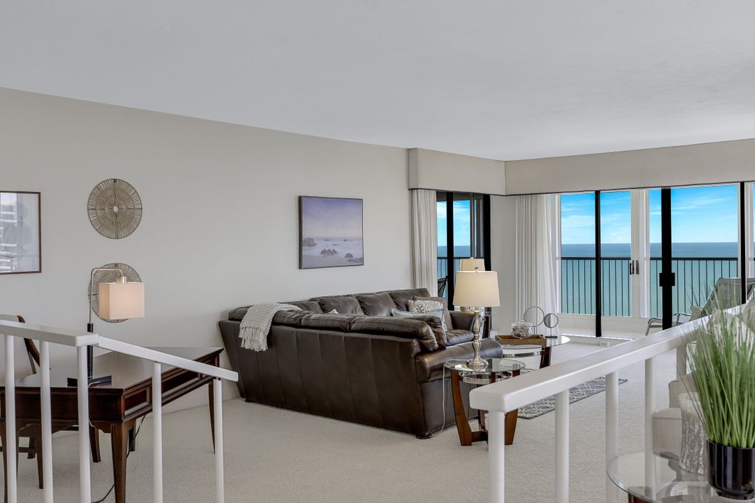 4301 Gulf Shore Blvd N #1700, Naples, FL 34103