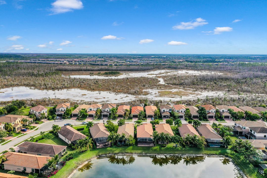 3370 Baltic Dr, Naples, FL 34119