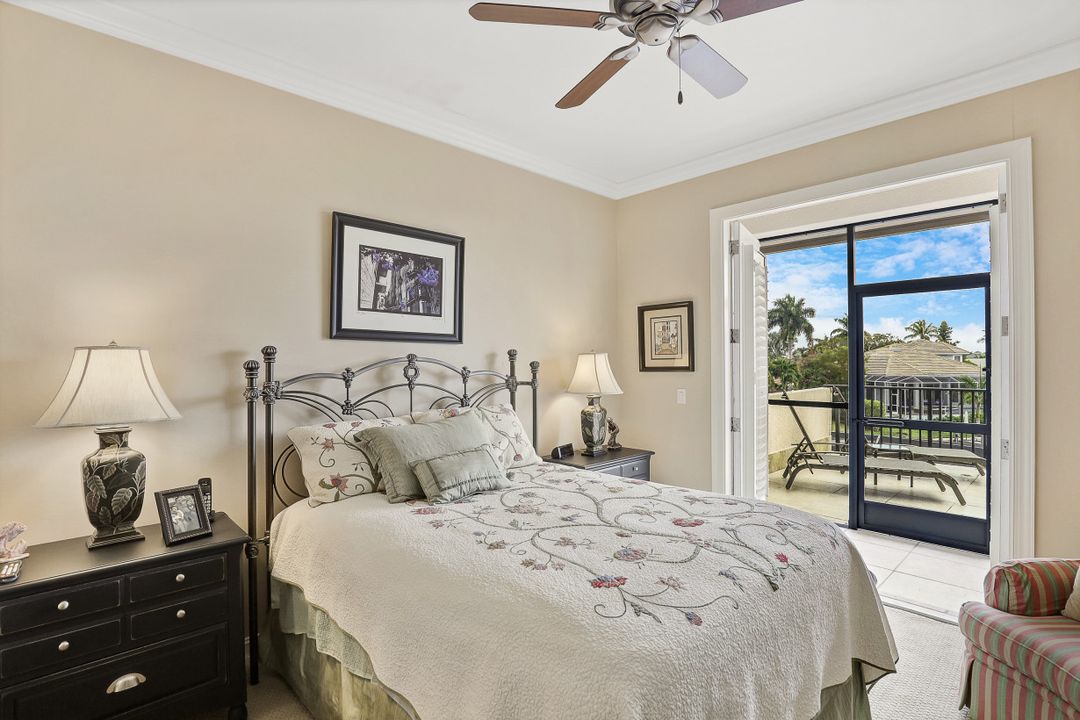 99 Gulfport Ct, Marco Island, FL 34145