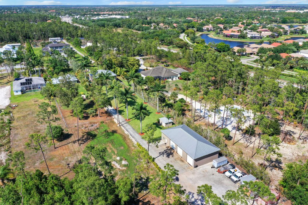 5660 Spanish Oaks Ln, Naples, FL 34119