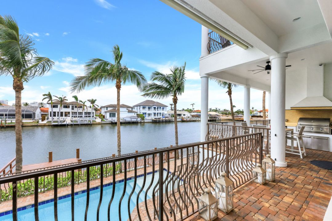 403 Seabee Ave, Naples, FL 34108