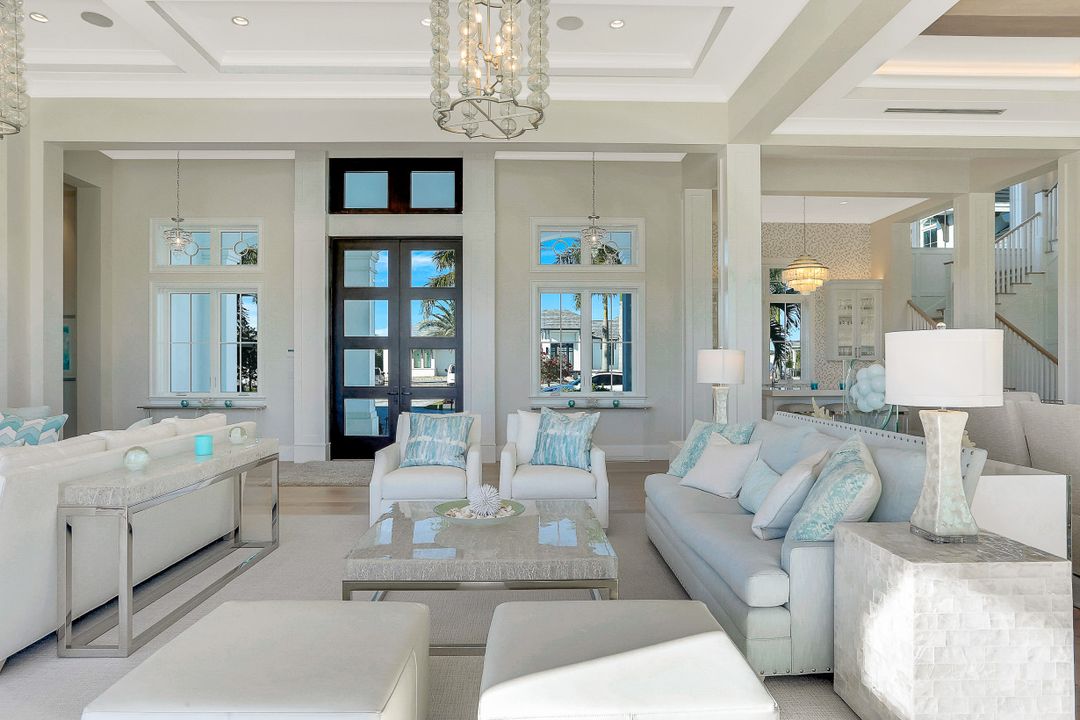 16610 Firenze Way, Naples, FL 34110