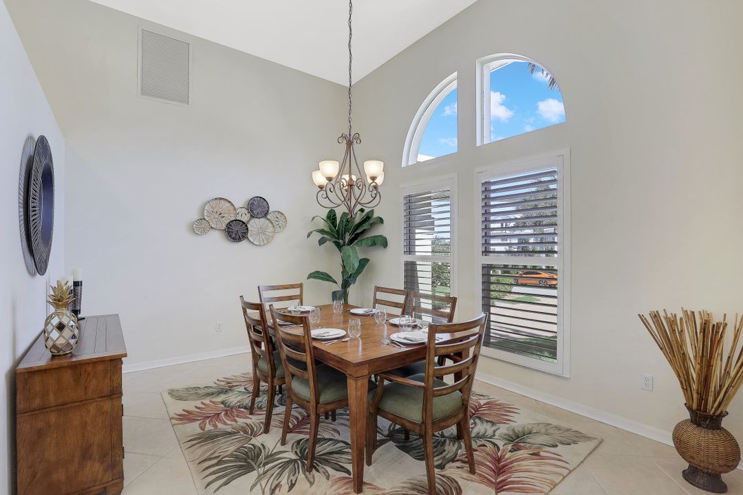 427 Swiss Ct, Marco Island, FL 34145