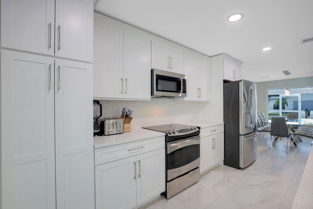 129 SW 54th Terrace, Cape Coral, FL 33914