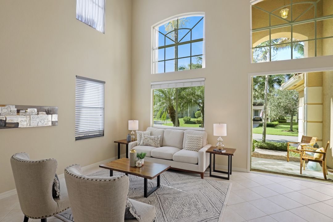 8346 Sumner Ave, Fort Myers, FL 33908