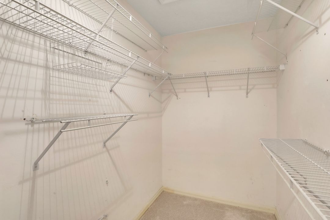 6133 Thresher Dr #402, Naples, FL 34112