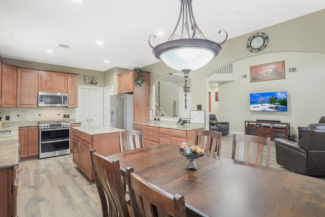6106 Barkermist Ln, Katy, TX 77450