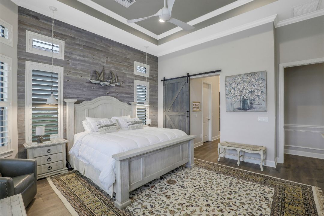 9392 Rapallo St, Naples, FL 34119