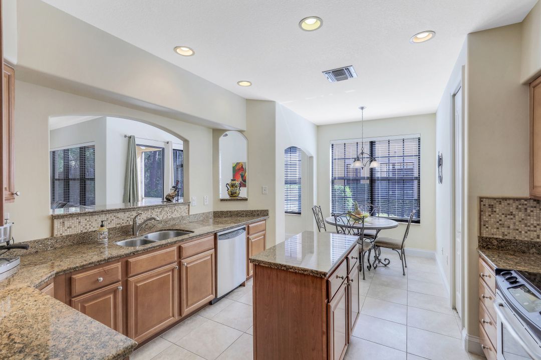 1256 Carpazi Ct #3, Naples, FL 34105