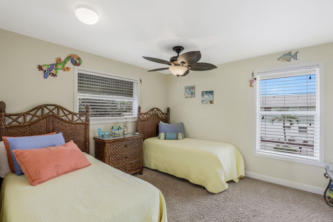 3668 Clipper Ln, Saint James City, FL 33956