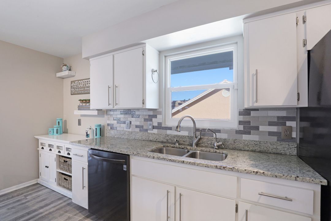 1672 Barbarosa Ct, Marco Island, FL 34145