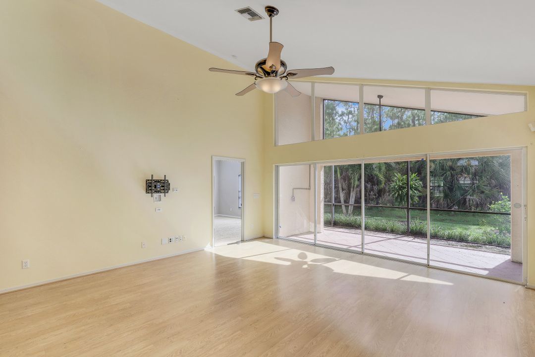 176 Lady Palm Dr, Naples, FL 34104