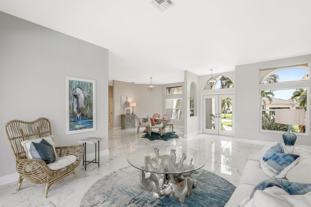 570 Elk Cir, Marco Island, FL 34145