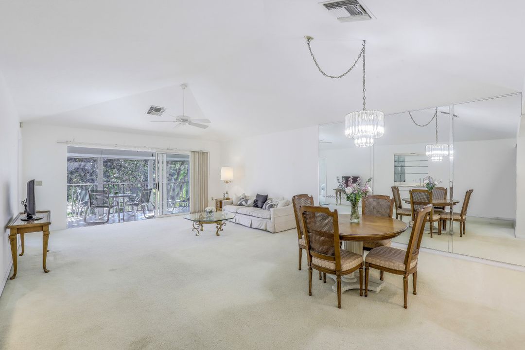 432 Sugar Pine Ln #432, Naples, FL 34108