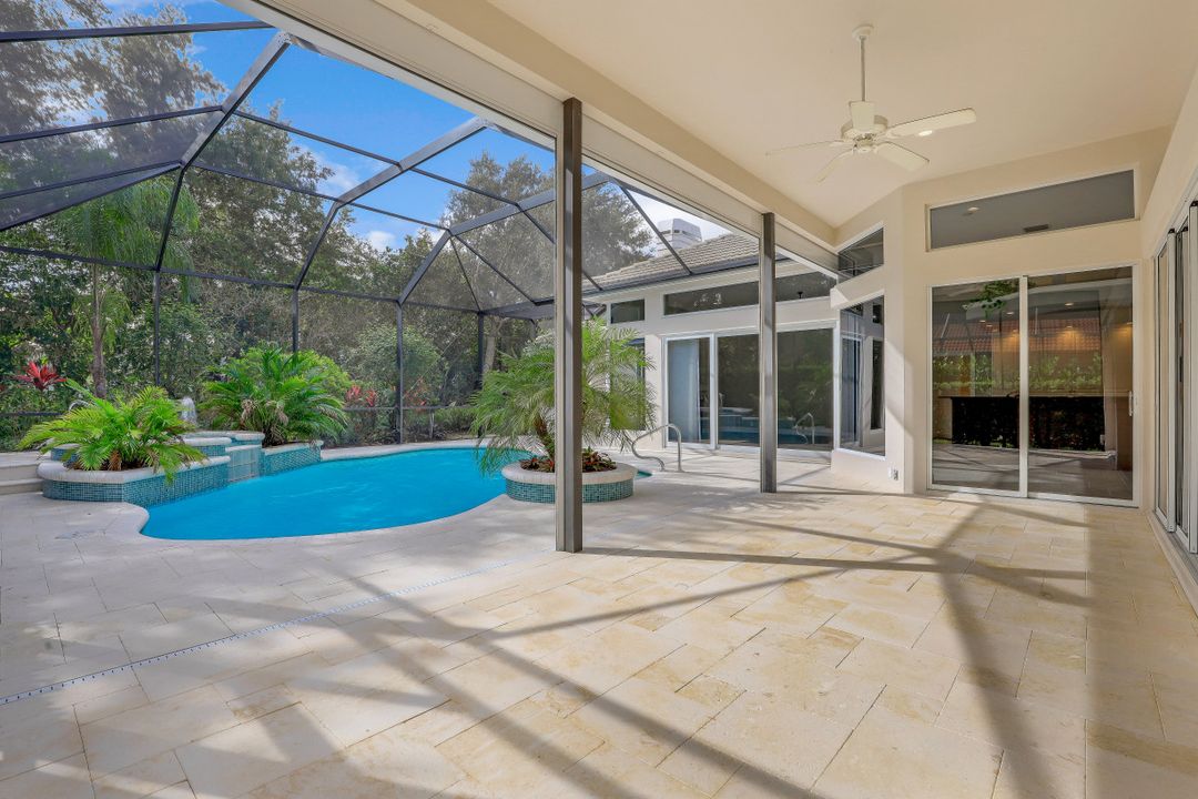 518 Wedgewood Way, Naples, FL 34119