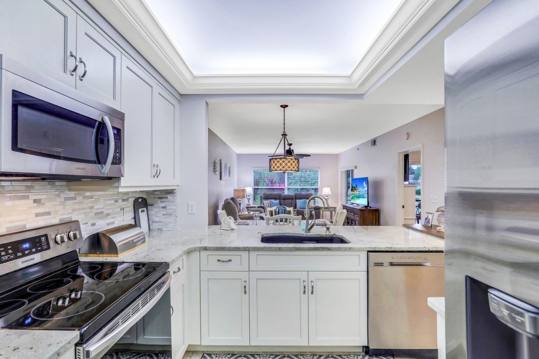 10231 Maddox Ln #211, Bonita Springs, FL 34135