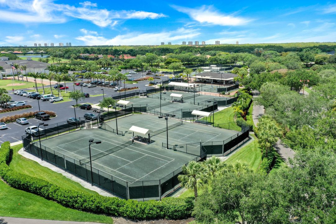 22848 Mossy Trail, Bonita Springs, FL 34135