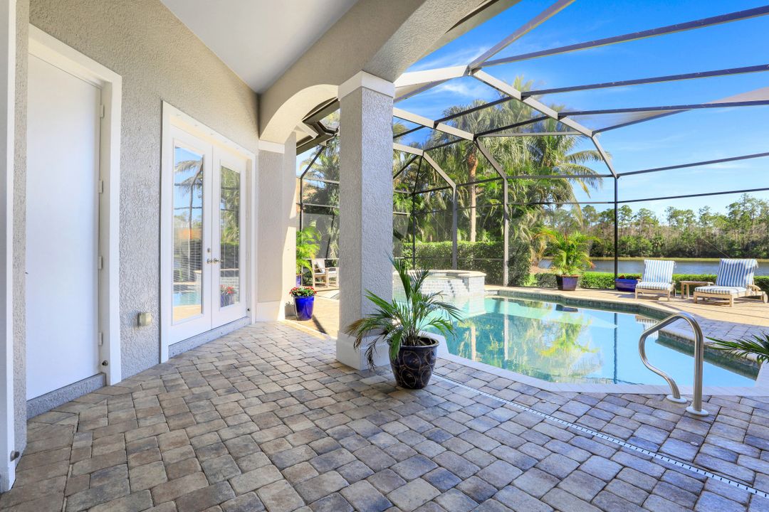 22001 Chartwell View Ct, Bonita Springs, FL 34135