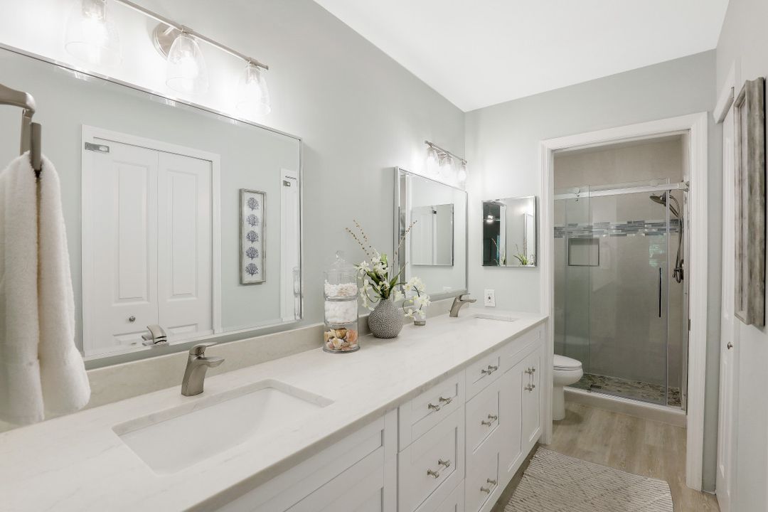 773 Wiggins Lake Dr #204, Naples, FL 34110