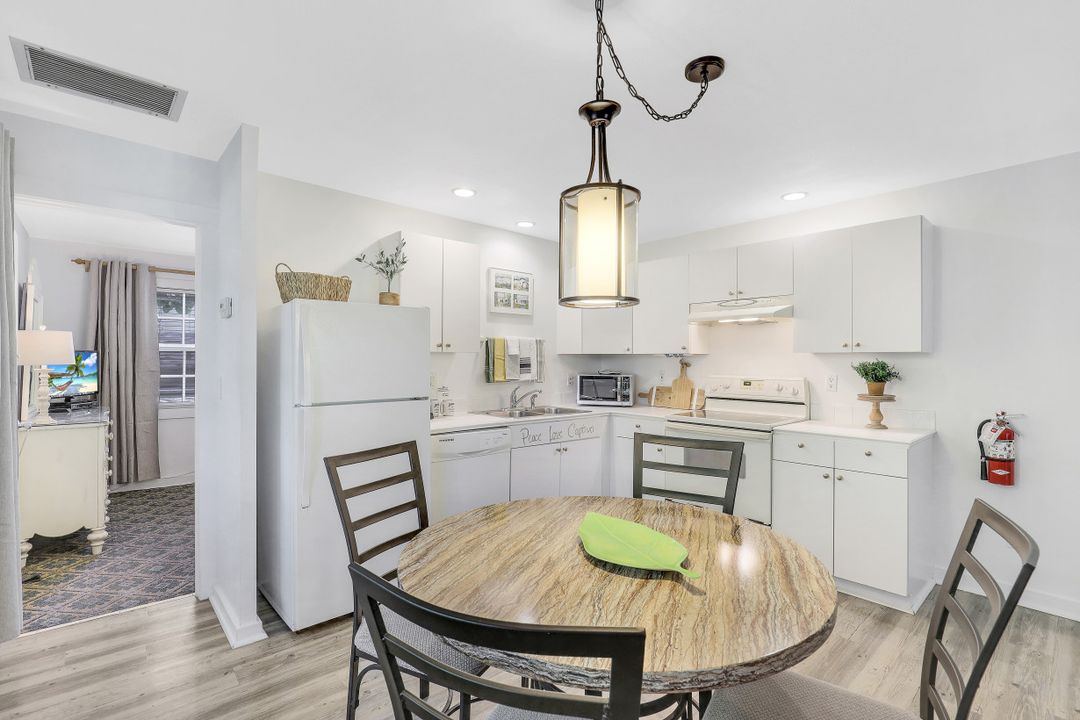 15300 Captiva Dr, Captiva, FL 33924