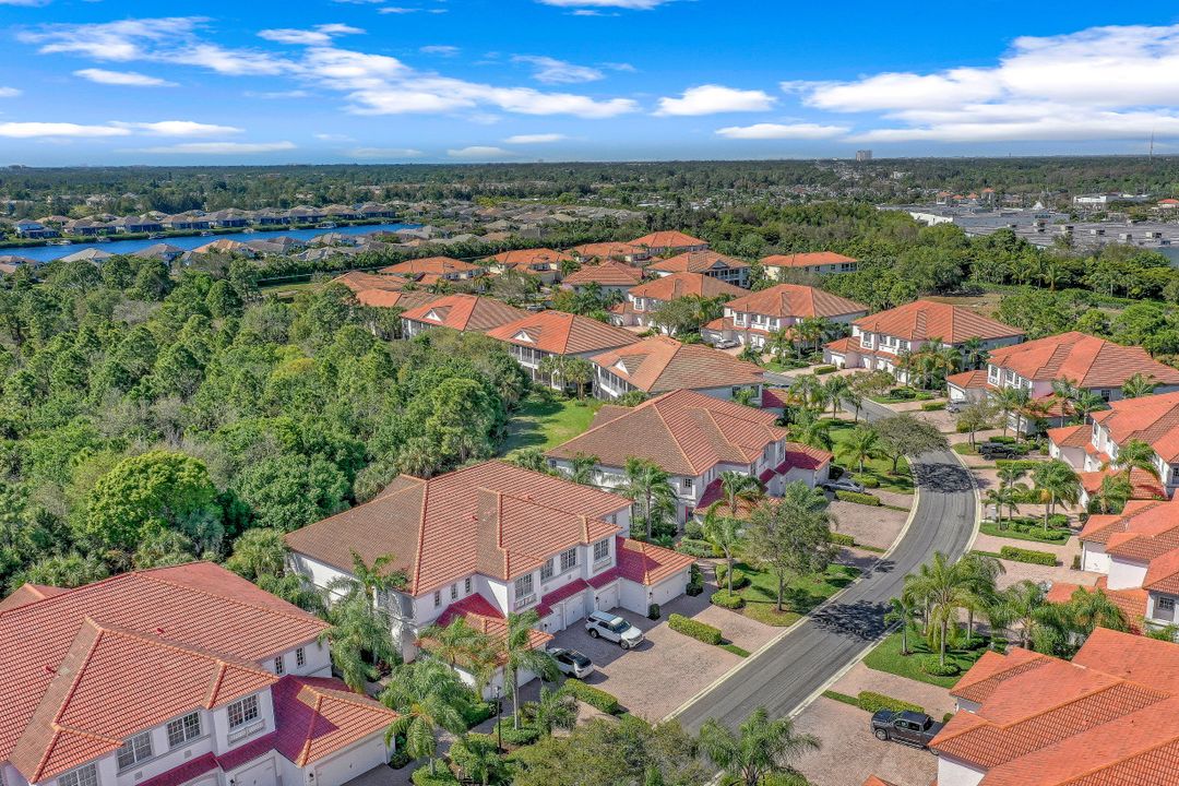 17490 Old Harmony Dr #202, Fort Myers, FL 33908