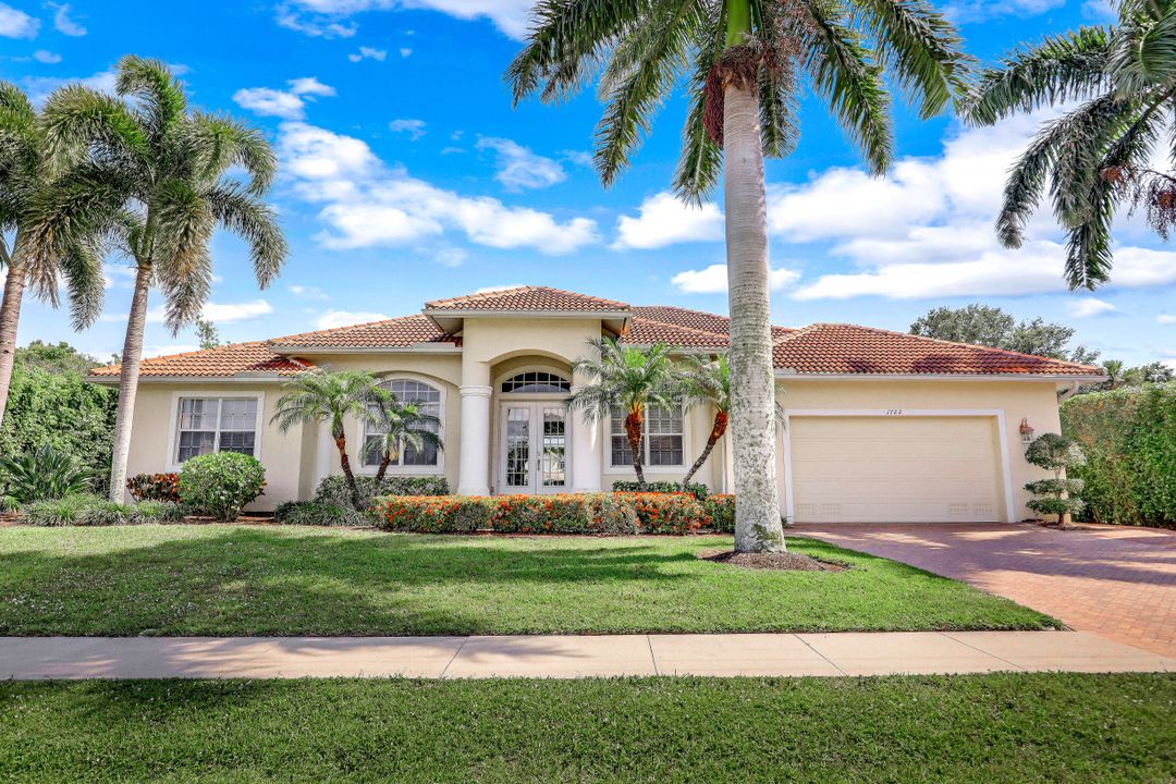1722 Dogwood Dr, Marco Island, FL 34145