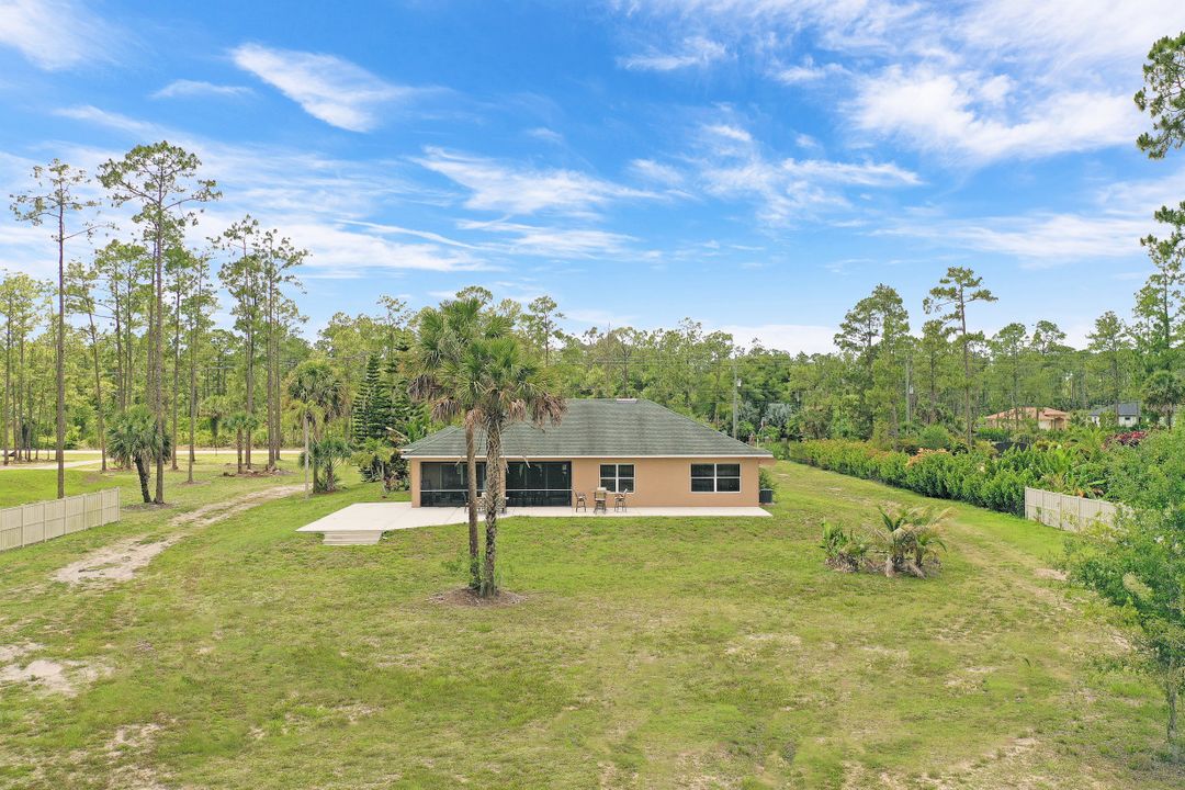 1462 Everglades Blvd N, Naples, FL 34120