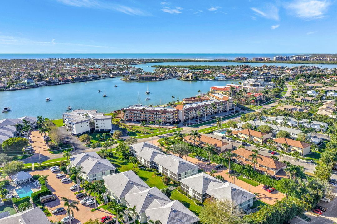 711 W Elkcam Cir #126, Marco Island, FL 34145