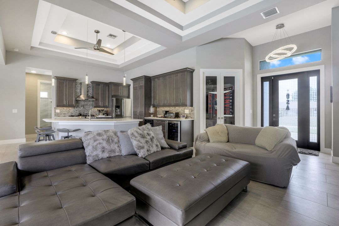 937 SW 28th Terrace, Cape Coral, FL 33914