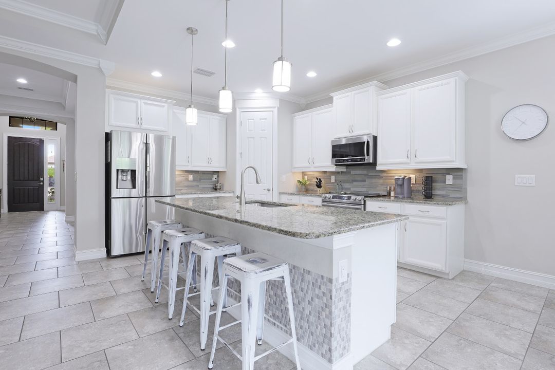 14482 Tuscany Pointe Trail, Naples, FL 34120