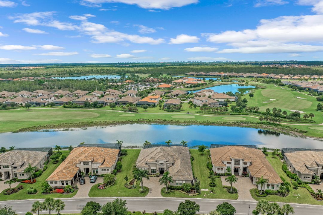 9249 Esplanade Blvd, Naples, FL 34119