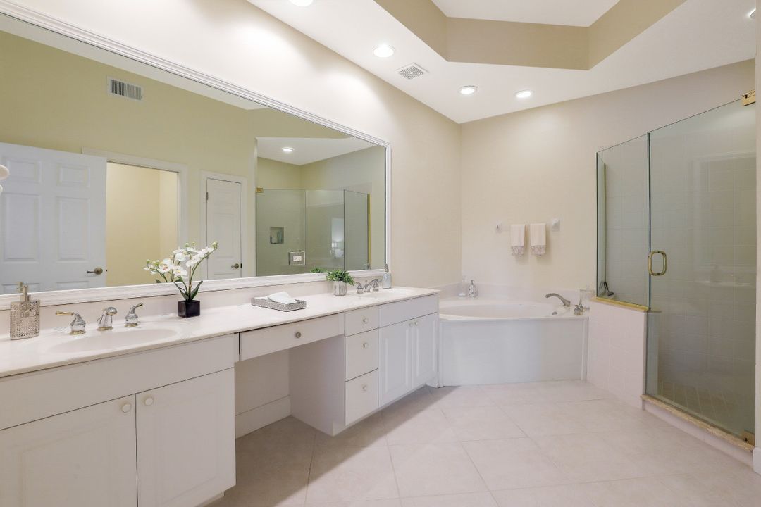 9560 Cypress Hammock Cir #101, Bonita Springs, FL 34135