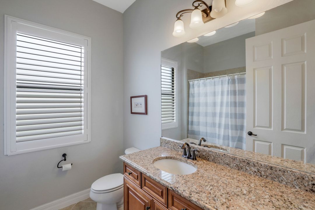 10153 Biscayne Bay Ln, Naples, FL 34120