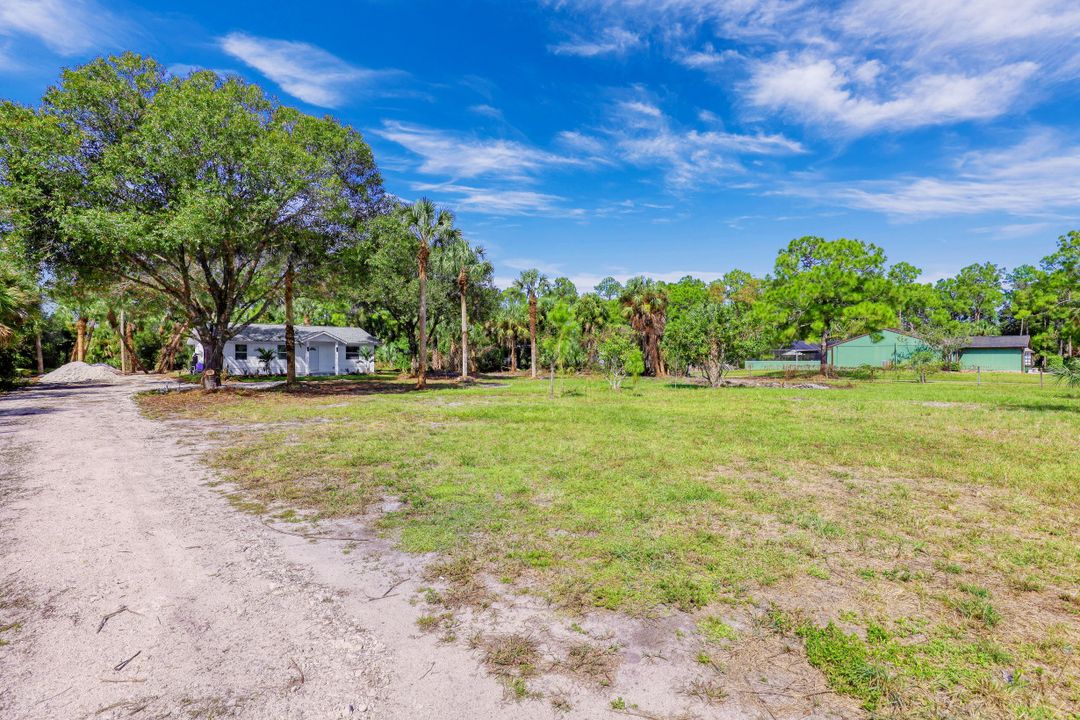 241 12th St SE, Naples, FL 34117