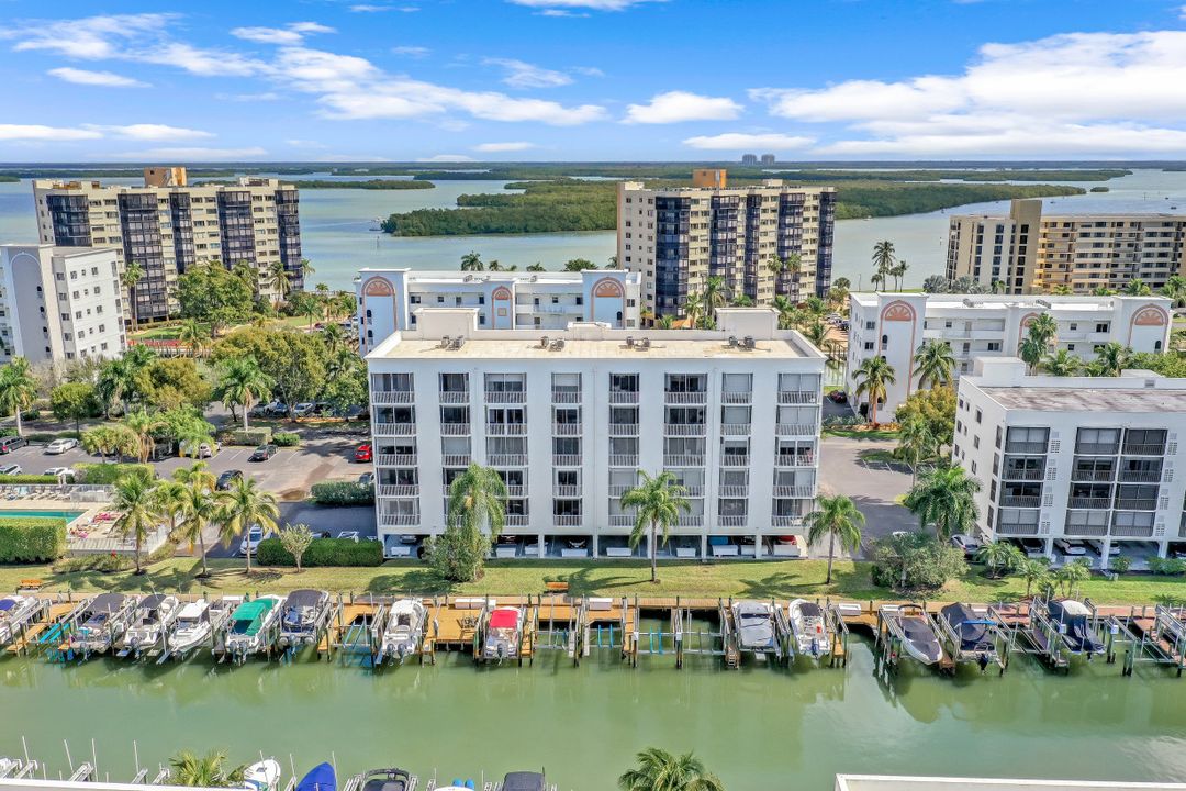 4361 Bay Beach Ln #124, Fort Myers Beach, FL 33931