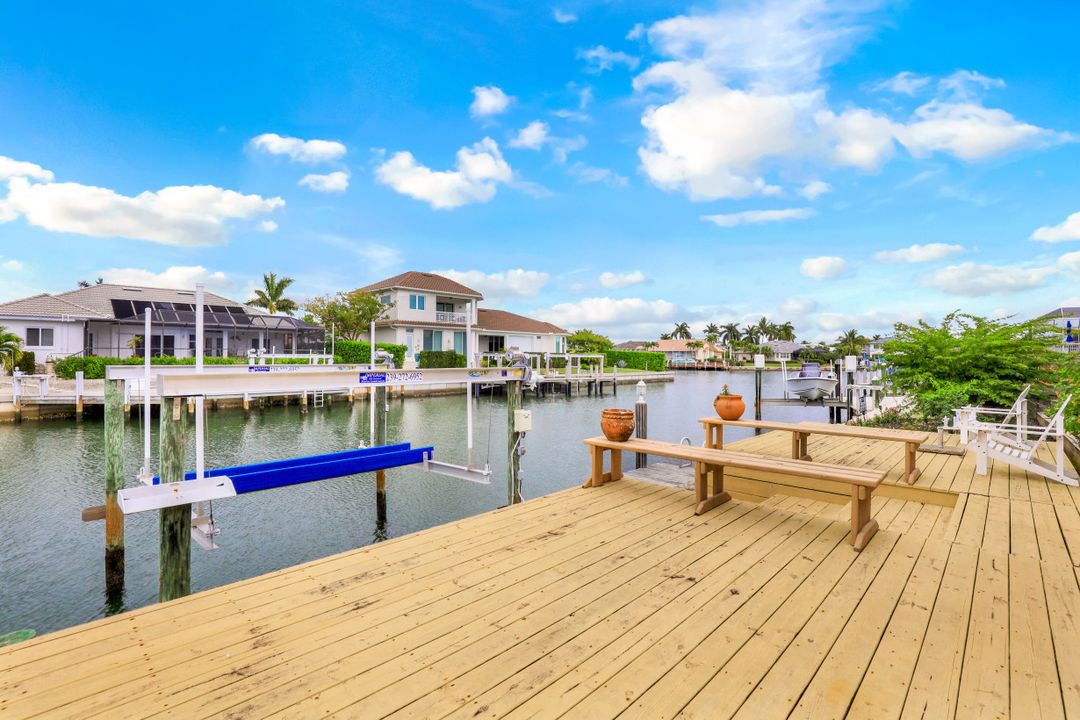 1660 Winterberry Dr, Marco Island, FL 34145